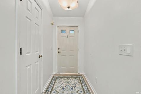 317 Passier Court Fort Wayne IN 46825