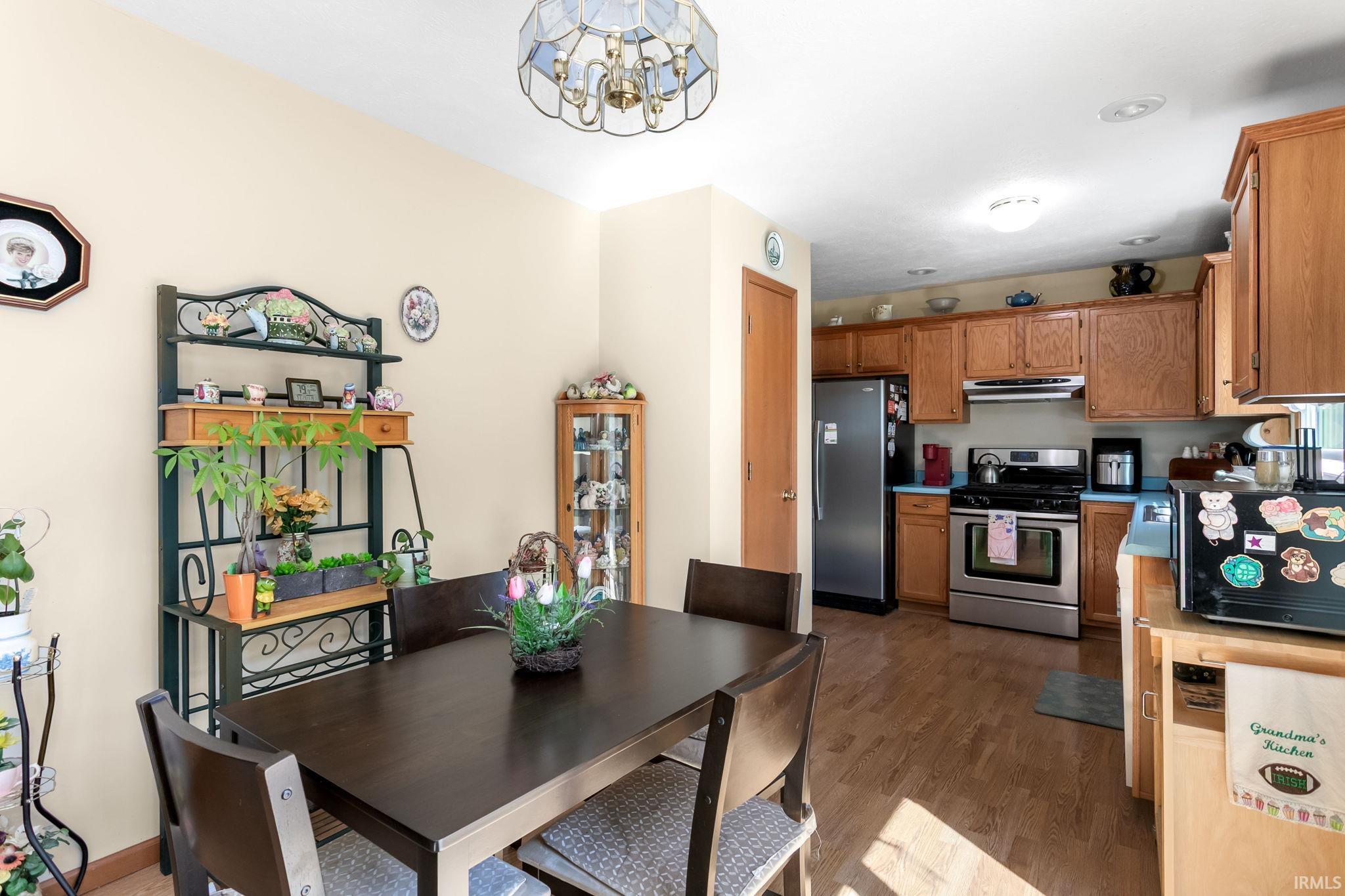 54818 Sunset Court Osceola IN 46561