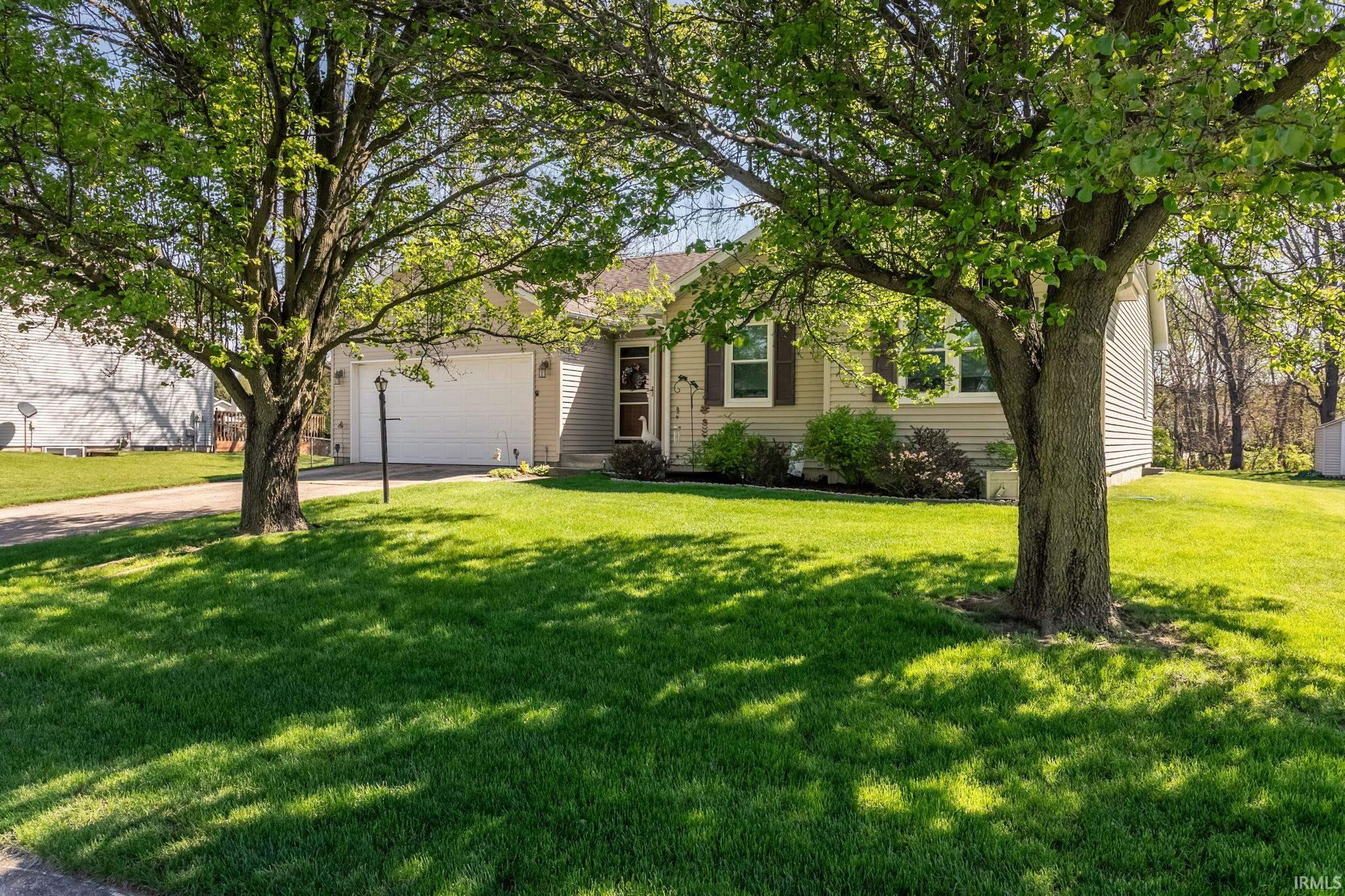 54818 Sunset Court Osceola IN 46561