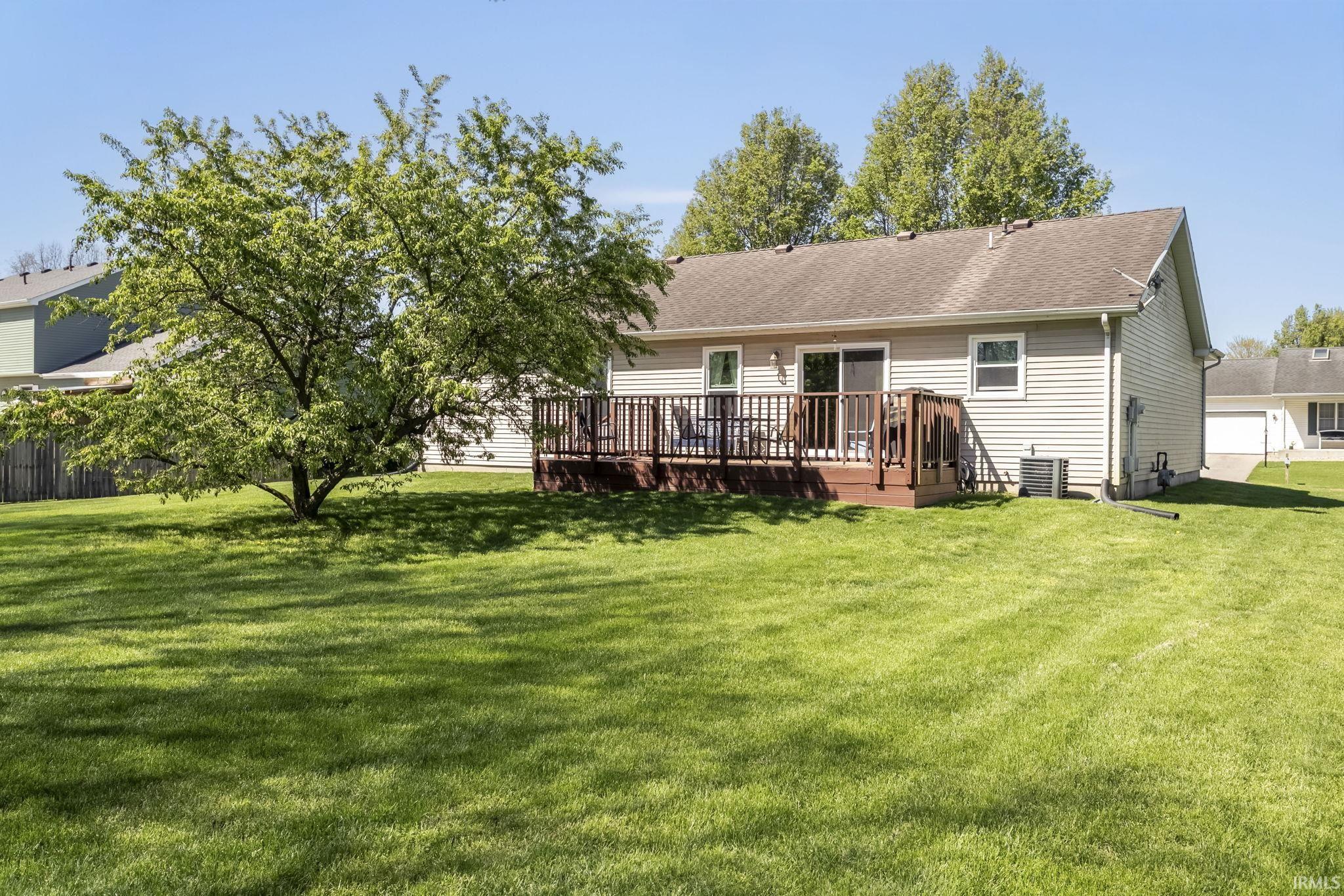 54818 Sunset Court Osceola IN 46561