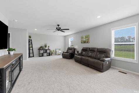 354 Zebulon Cove Fort Wayne IN 46818