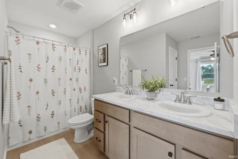 354 Zebulon Cove Fort Wayne IN 46818