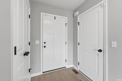 354 Zebulon Cove Fort Wayne IN 46818