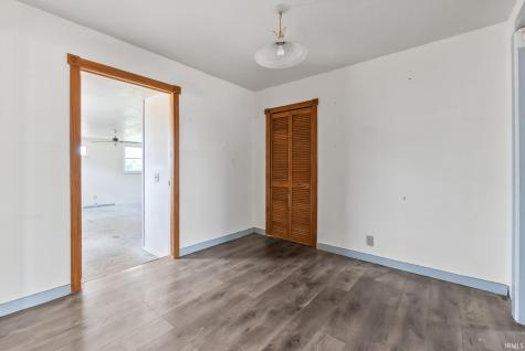 1858 W Auburn Drive Auburn IN 46706