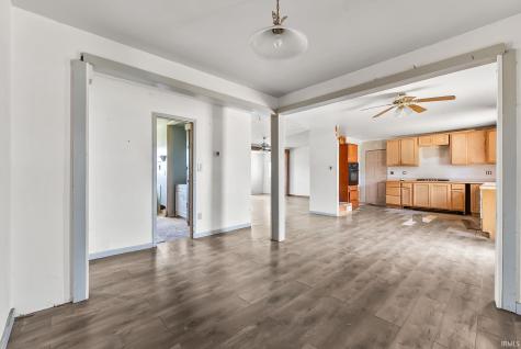 1858 W Auburn Drive Auburn IN 46706