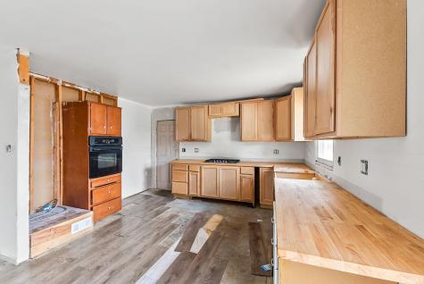 1858 W Auburn Drive Auburn IN 46706