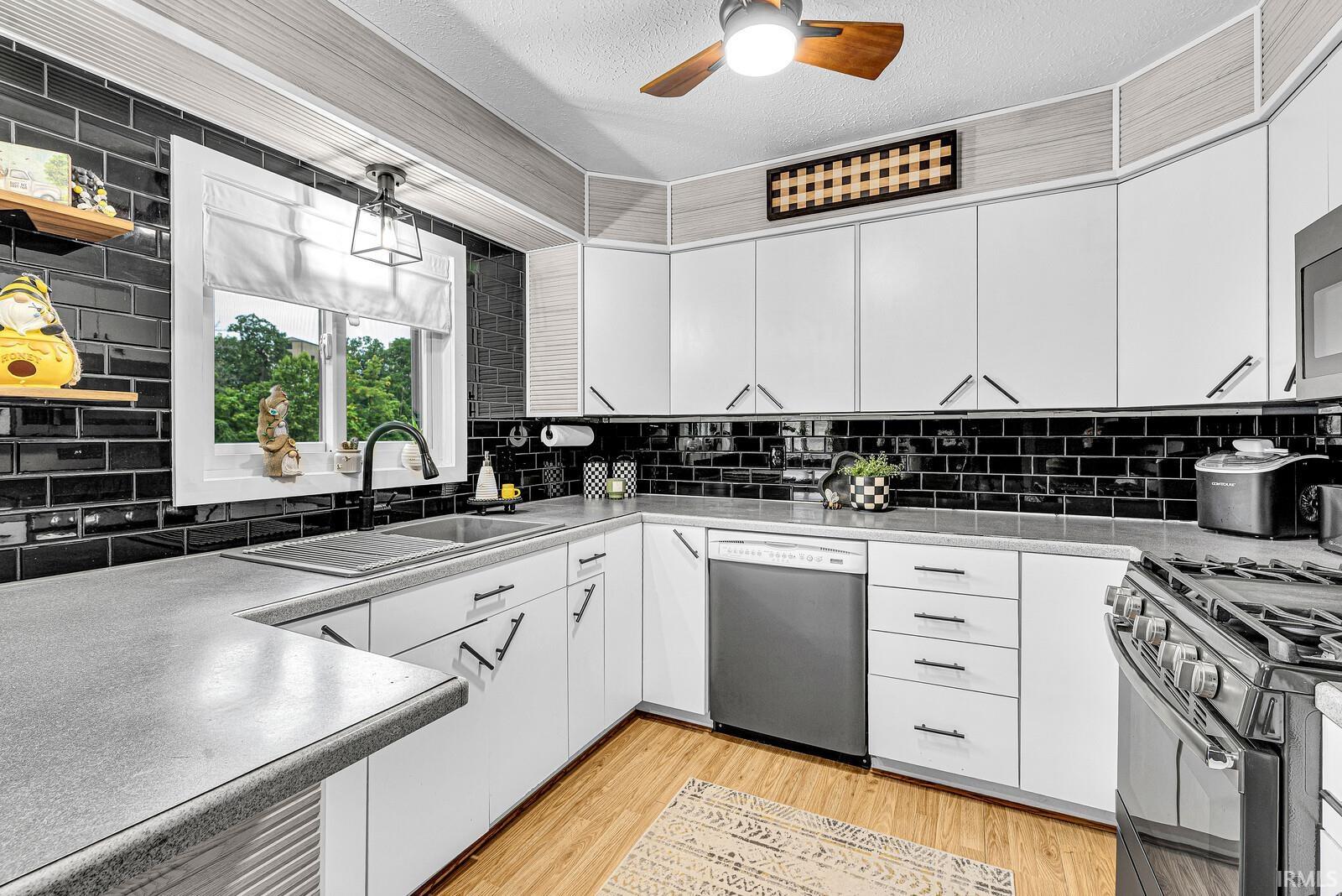 1460 Hudson Street Elkhart IN 46516