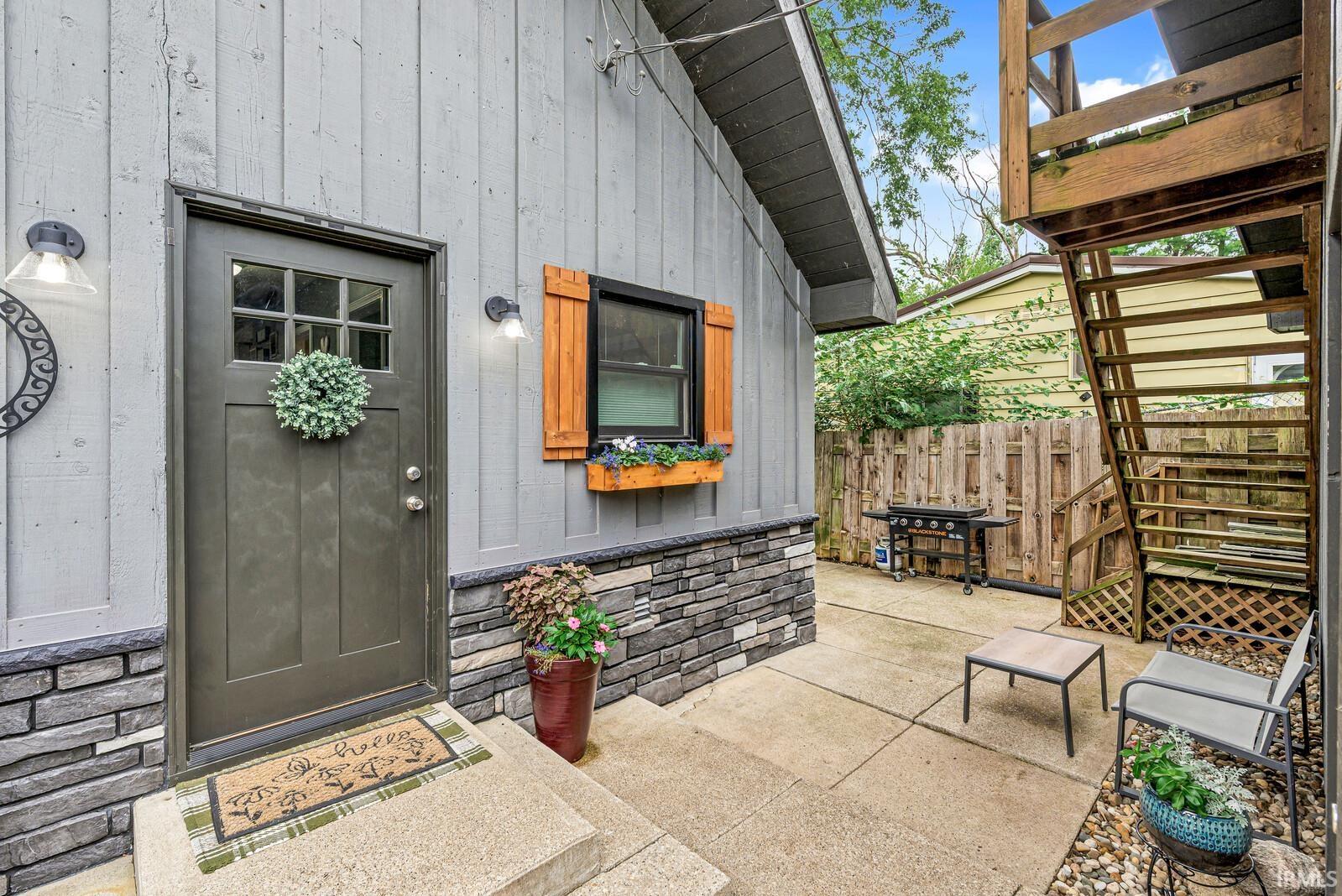 1460 Hudson Street Elkhart IN 46516