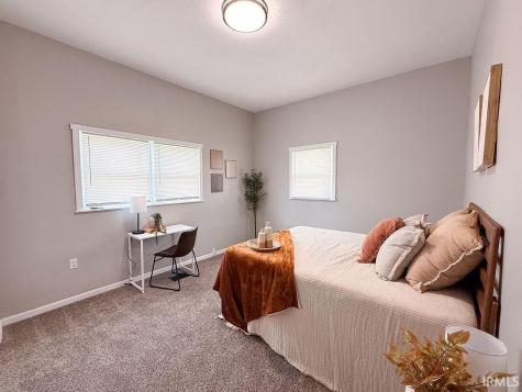 1222 E 7th Street Muncie IN 47302