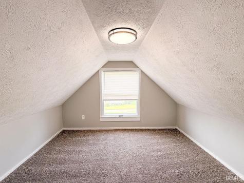 1222 E 7th Street Muncie IN 47302