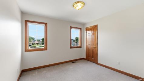 9327 Sugar Hill Drive Fort Wayne IN 46835