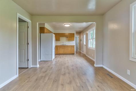 2580 Juanita Avenue Wadesville IN 47638