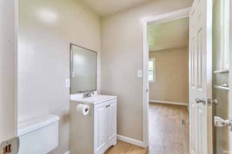 2580 Juanita Avenue Wadesville IN 47638