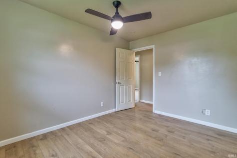 2580 Juanita Avenue Wadesville IN 47638