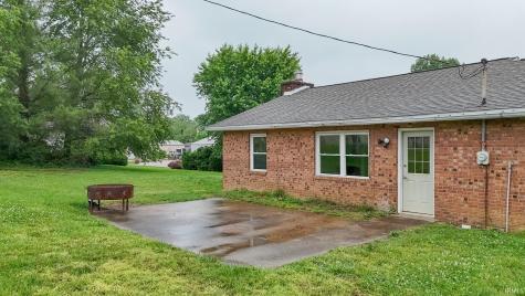 2580 Juanita Avenue Wadesville IN 47638