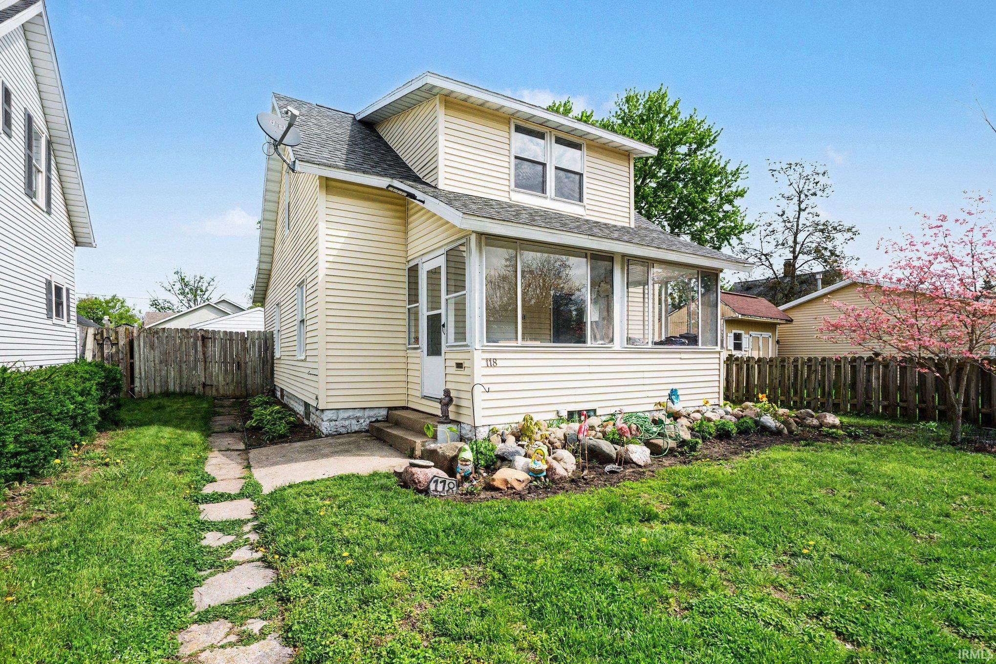 118 Stanley Street Mishawaka IN 46545