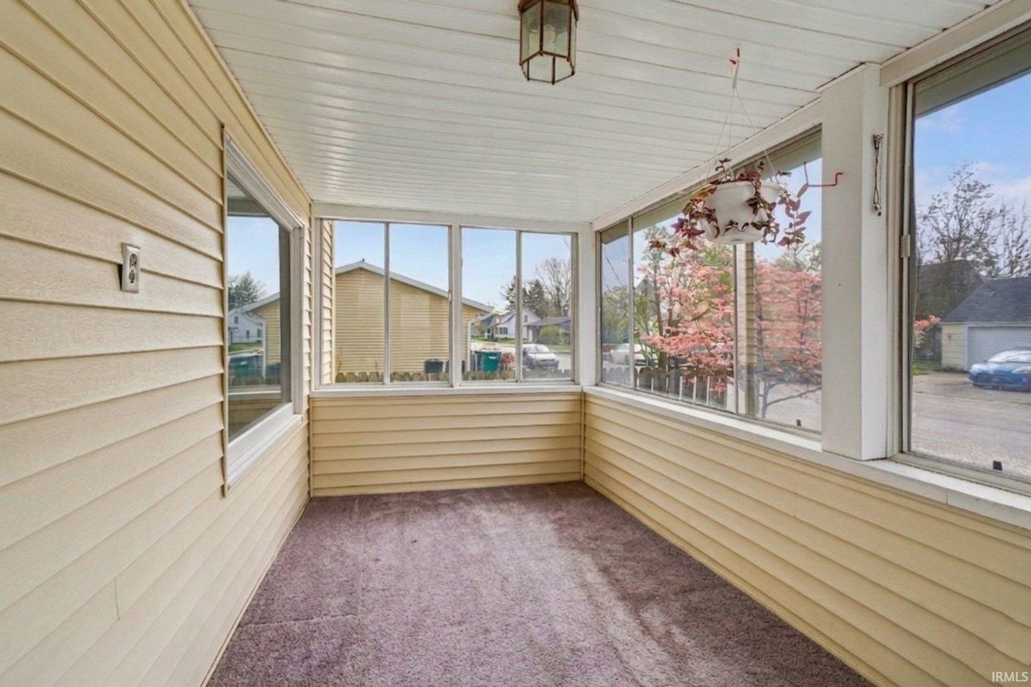 118 Stanley Street Mishawaka IN 46545