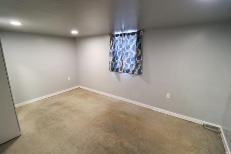 5026 N County Road 375 W Petersburg IN 47567