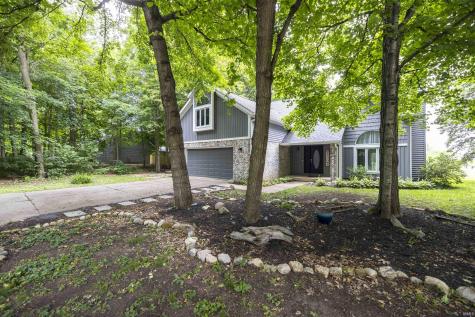 2504 W Sun Valley Parkway Muncie IN 47303