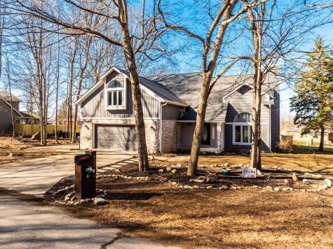 2504 W Sun Valley Parkway Muncie IN 47303