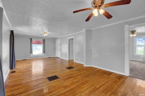 328 Wells Avenue Mitchell IN 47446