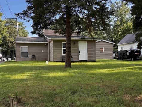 943 E Garfield Street Warsaw IN 46580