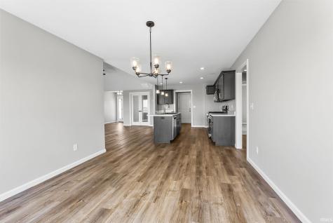 1584 Lagonda Trail Fort Wayne IN 46818