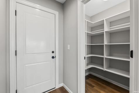 1584 Lagonda Trail Fort Wayne IN 46818