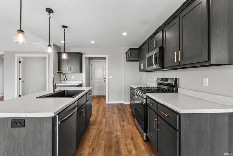 1584 Lagonda Trail Fort Wayne IN 46818