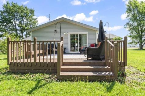 9967 N County Road 800 Road Daleville IN 47334