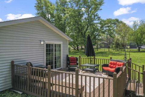 9967 N County Road 800 Road Daleville IN 47334