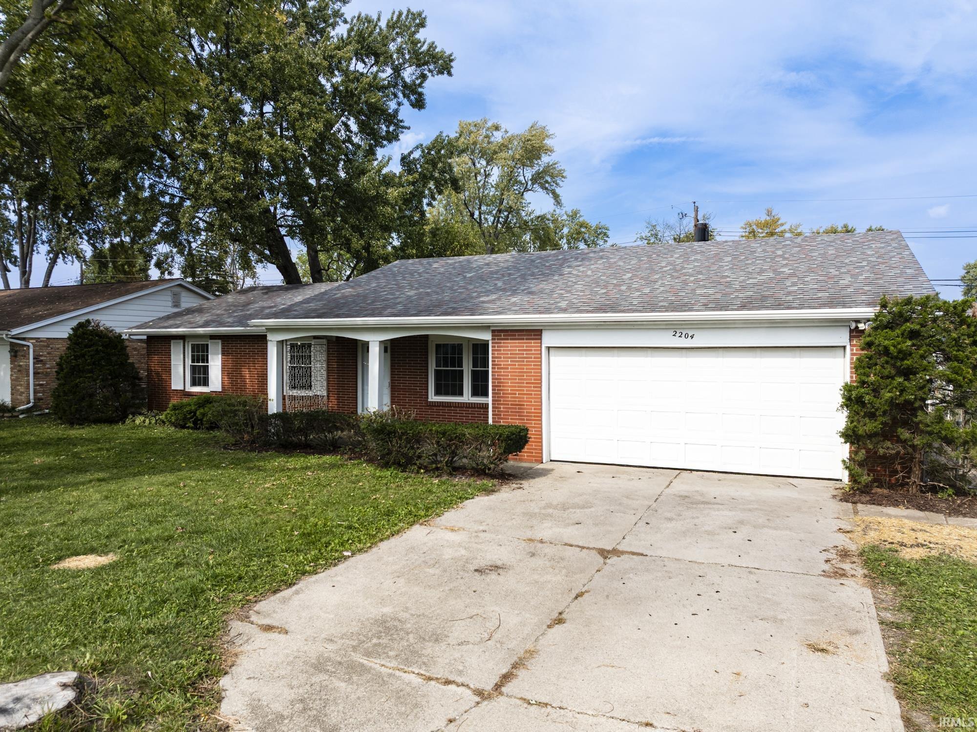 2204 W Purdue Avenue Muncie IN 47304