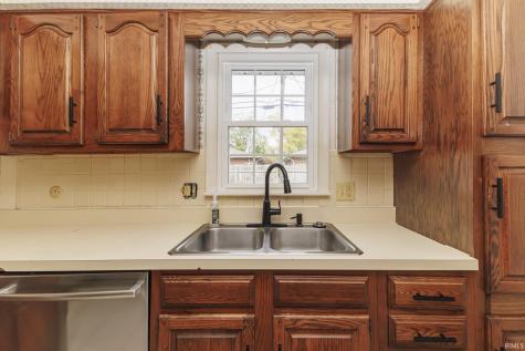 2204 W Purdue Avenue Muncie IN 47304