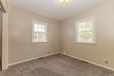 2204 W Purdue Avenue Muncie IN 47304
