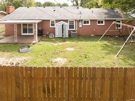 2204 W Purdue Avenue Muncie IN 47304