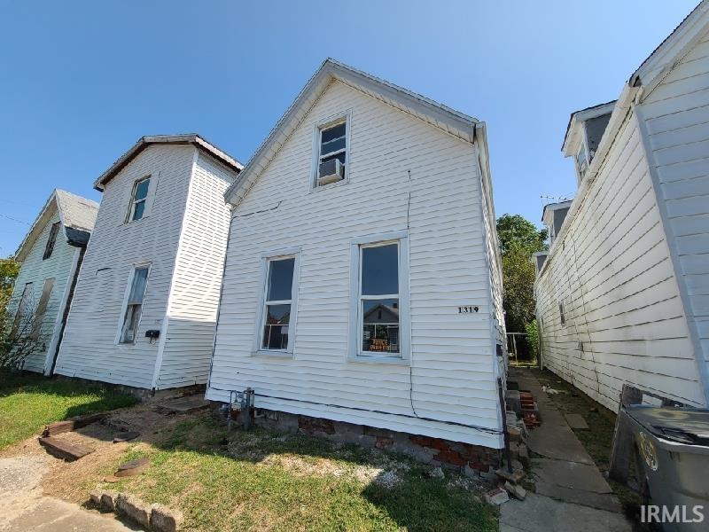 1319 Oakley Street Evansville IN 47710