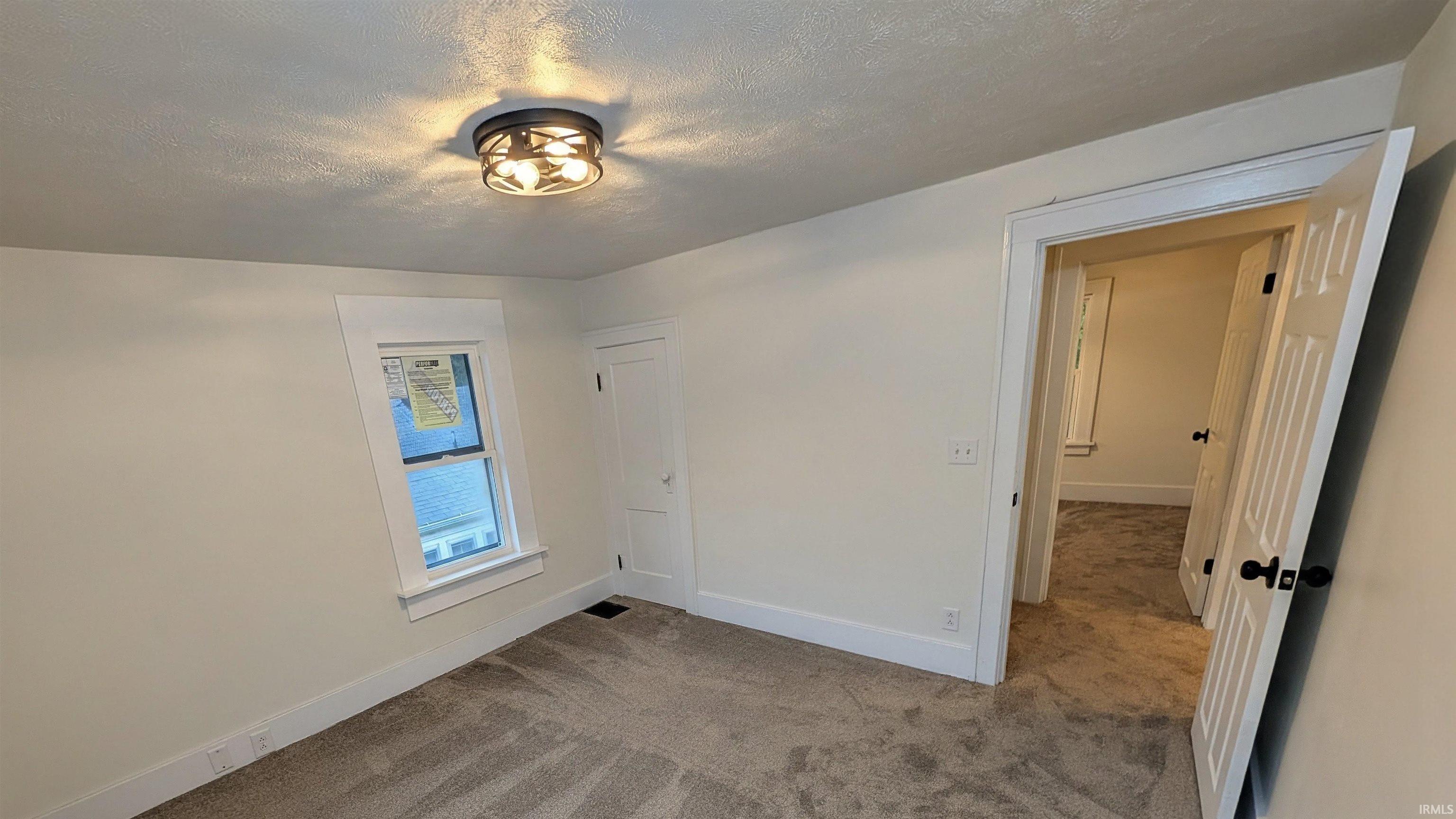 827 E Ewing Avenue South Bend IN 46613