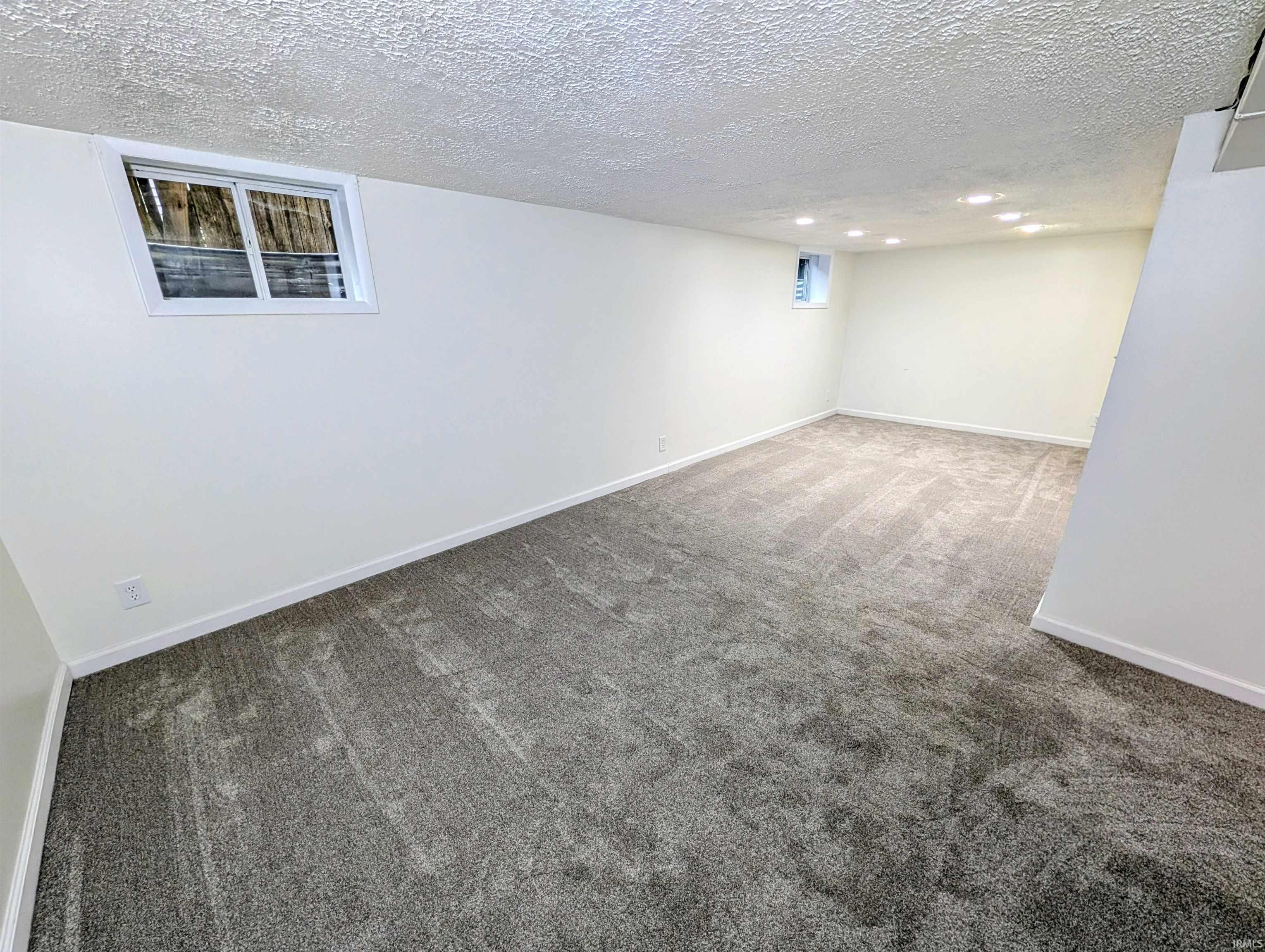 827 E Ewing Avenue South Bend IN 46613