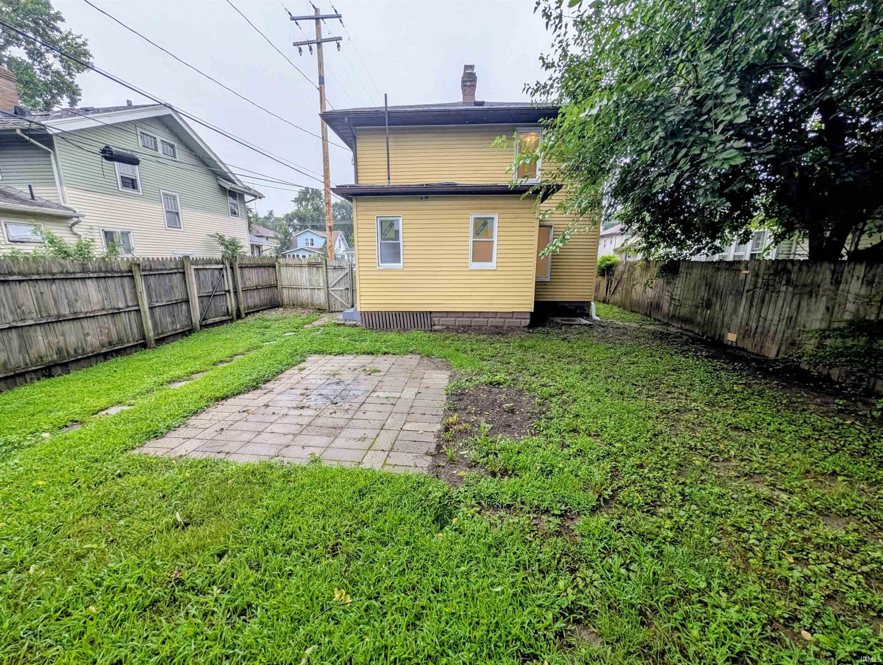 827 E Ewing Avenue South Bend IN 46613