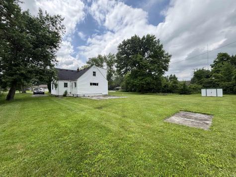 2526 Beineke Drive Fort Wayne IN 46808