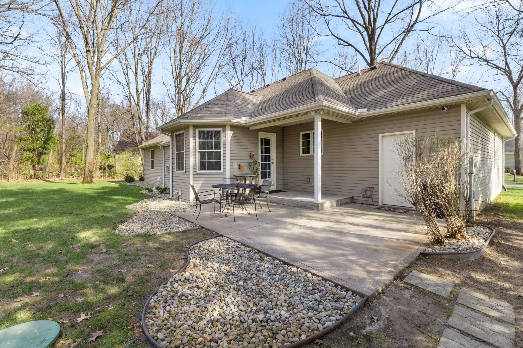 13745 Ranier Drive Middlebury IN 46540