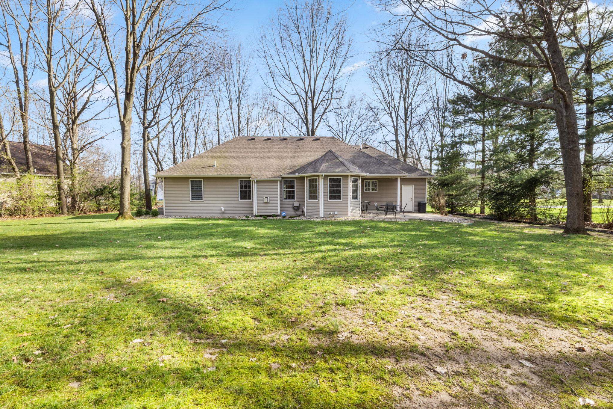 13745 Ranier Drive Middlebury IN 46540