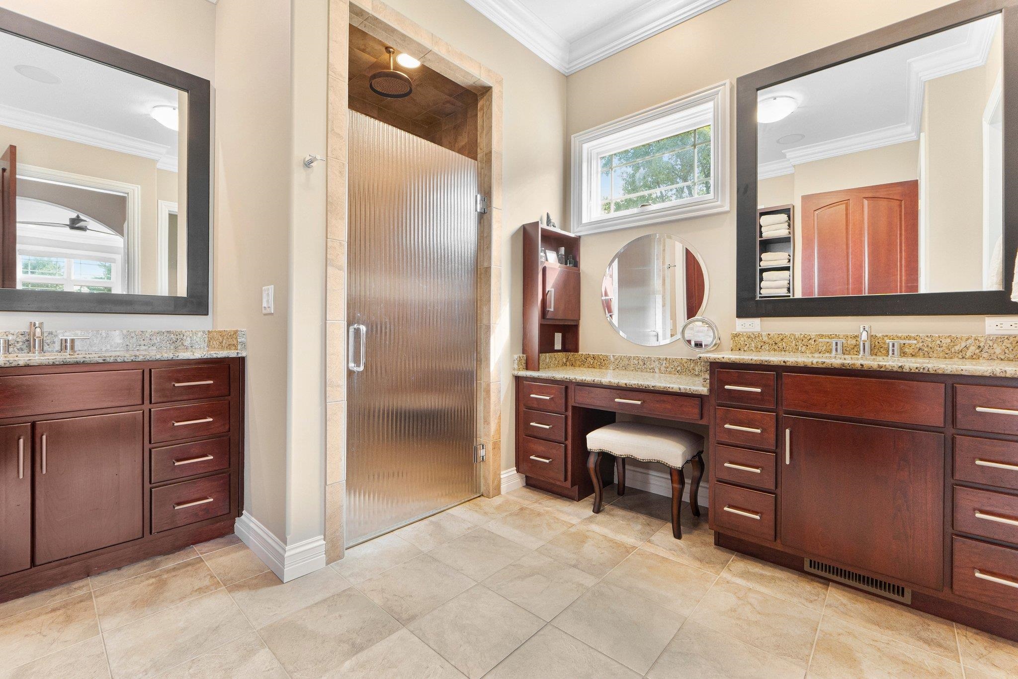 53717 Meadow Lake Court Elkhart IN 46514