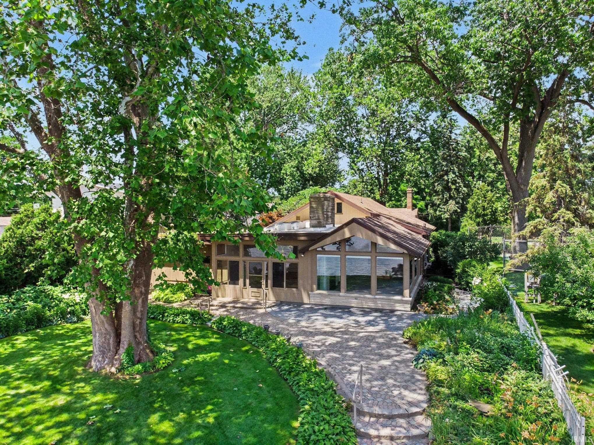 1225 Greenleaf Boulevard Elkhart IN 46514