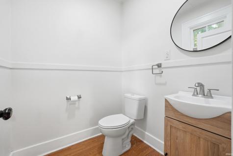 717 Kinnaird Avenue Fort Wayne IN 46807