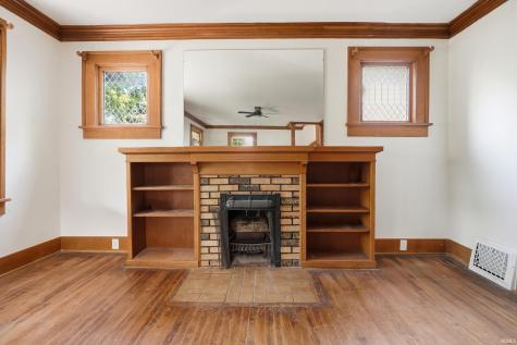 717 Kinnaird Avenue Fort Wayne IN 46807