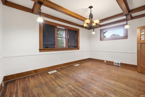 717 Kinnaird Avenue Fort Wayne IN 46807