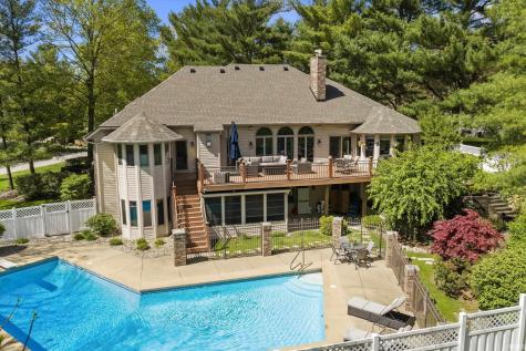 58732 River Forest Drive Goshen IN 46528
