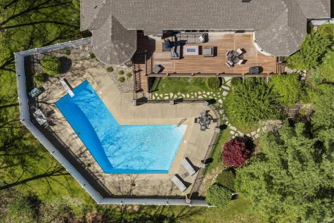58732 River Forest Drive Goshen IN 46528