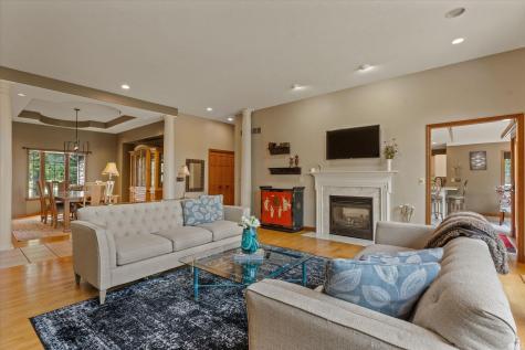 58732 River Forest Drive Goshen IN 46528